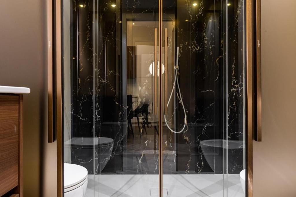 Dali Duomo Golden House Apartment มิลาน ภายนอก รูปภาพ