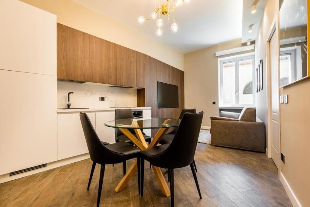 Dali Duomo Golden House Apartment มิลาน ภายนอก รูปภาพ