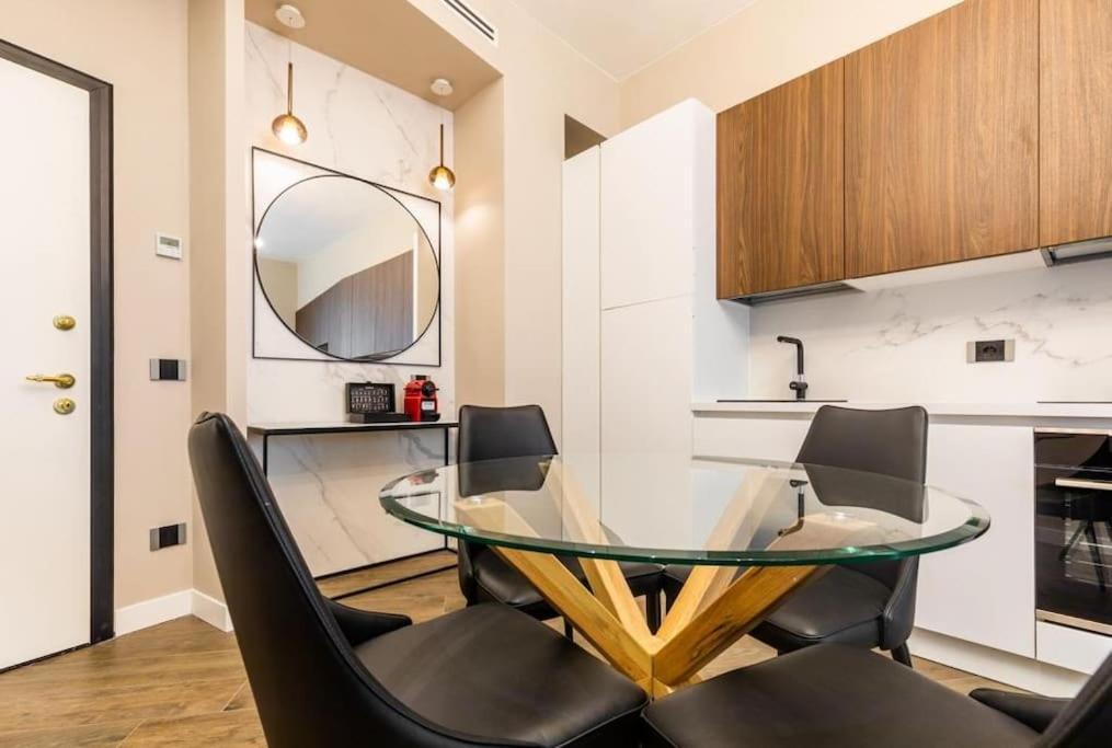 Dali Duomo Golden House Apartment มิลาน ภายนอก รูปภาพ